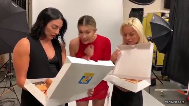 SUPERSTAR_FILLED_EPISODE_____and_DONUTSSS21_WWE_Sonya_Deville_Mandy_Rose_Damandyz_Donutz_mp40054.jpg