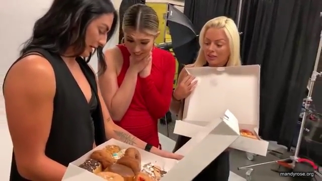 SUPERSTAR_FILLED_EPISODE_____and_DONUTSSS21_WWE_Sonya_Deville_Mandy_Rose_Damandyz_Donutz_mp40056.jpg