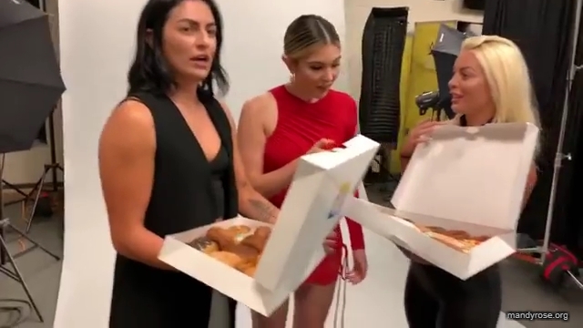 SUPERSTAR_FILLED_EPISODE_____and_DONUTSSS21_WWE_Sonya_Deville_Mandy_Rose_Damandyz_Donutz_mp40074.jpg