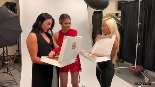 SUPERSTAR_FILLED_EPISODE_____and_DONUTSSS21_WWE_Sonya_Deville_Mandy_Rose_Damandyz_Donutz_mp40078.jpg