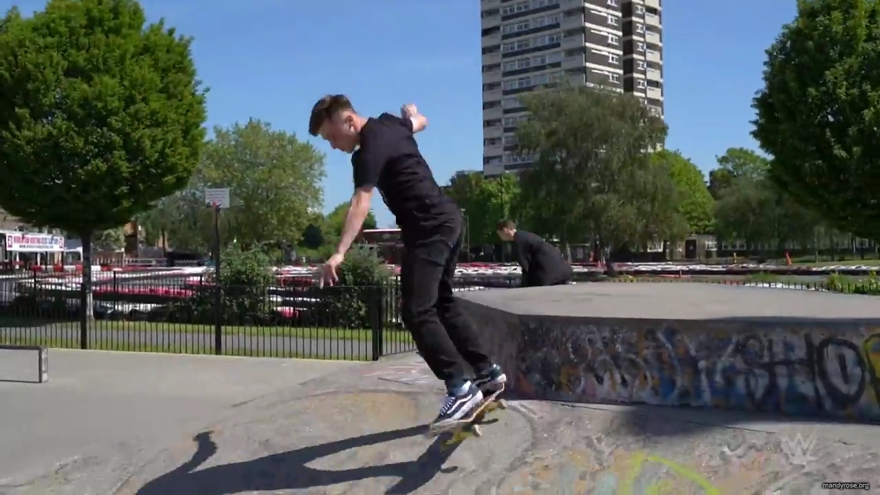 Shinsuke_Nakamura__Mandy_Rose_hit_the_skate_park_in_London_mp40003.jpg