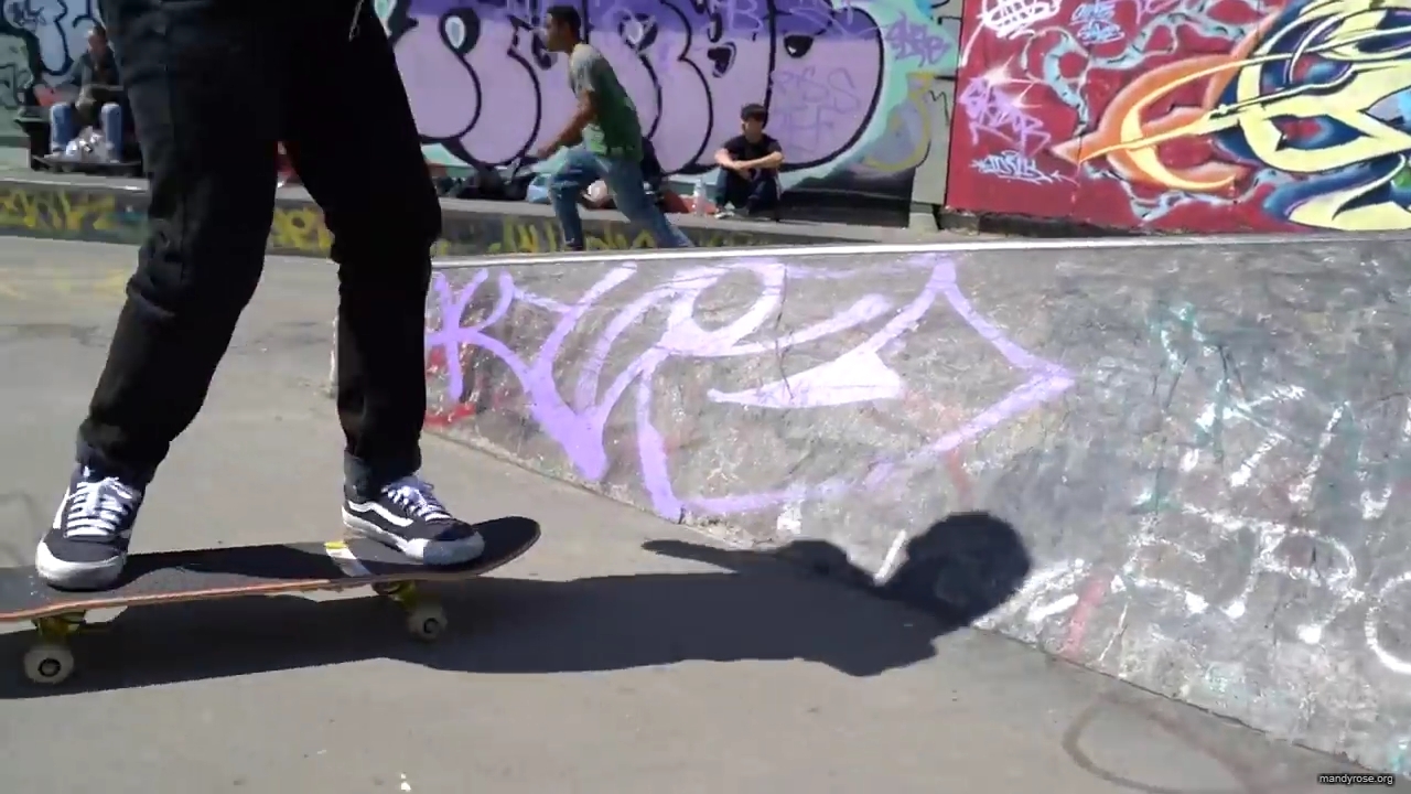 Shinsuke_Nakamura__Mandy_Rose_hit_the_skate_park_in_London_mp40015.jpg
