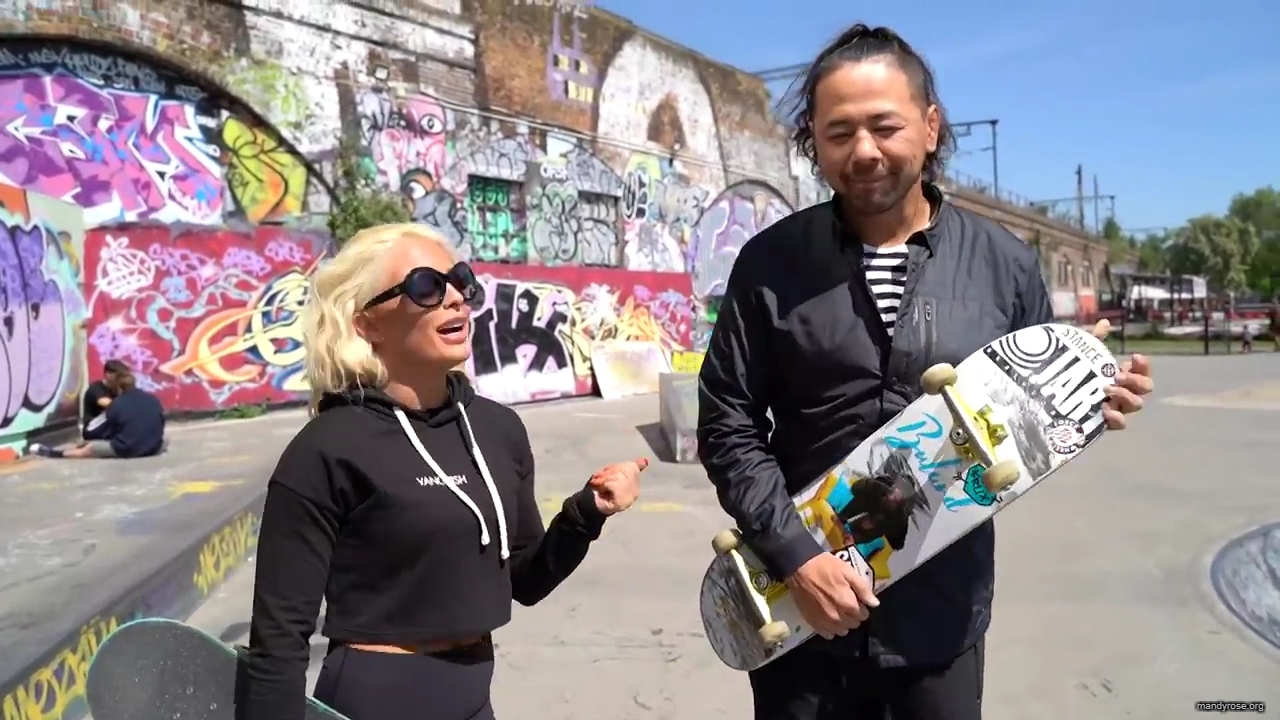 Shinsuke_Nakamura__Mandy_Rose_hit_the_skate_park_in_London_mp40018.jpg