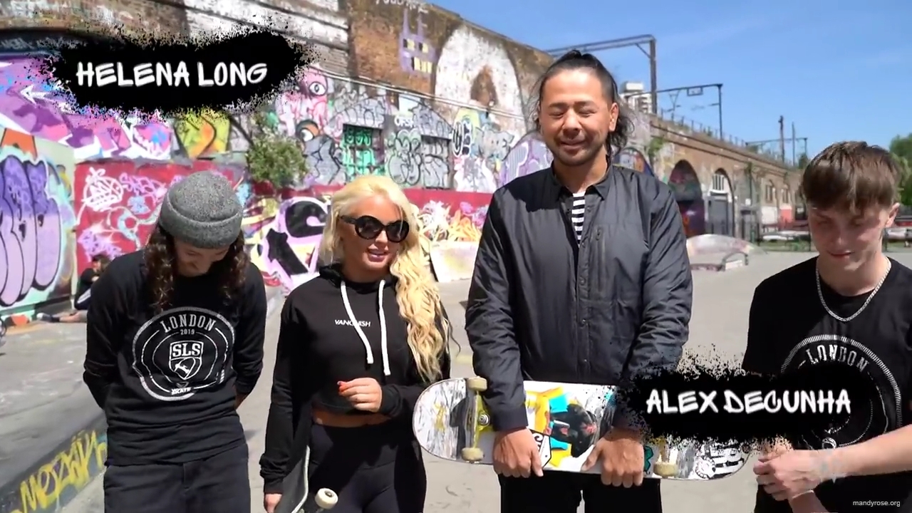 Shinsuke_Nakamura__Mandy_Rose_hit_the_skate_park_in_London_mp40025.jpg