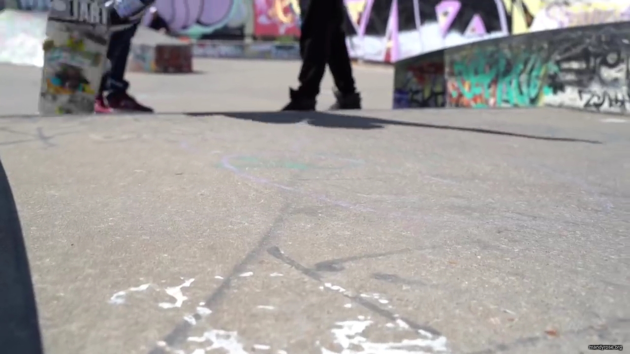 Shinsuke_Nakamura__Mandy_Rose_hit_the_skate_park_in_London_mp40048.jpg