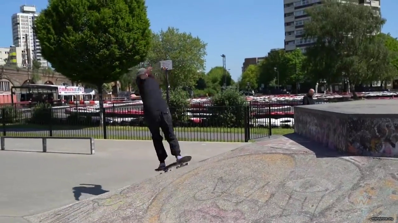 Shinsuke_Nakamura__Mandy_Rose_hit_the_skate_park_in_London_mp40055.jpg