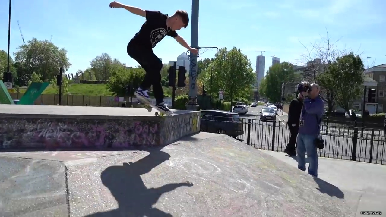 Shinsuke_Nakamura__Mandy_Rose_hit_the_skate_park_in_London_mp40066.jpg