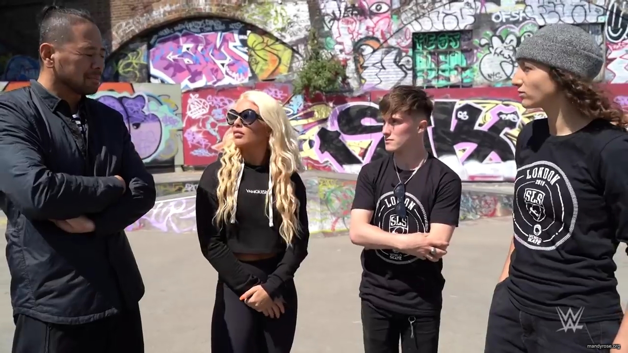 Shinsuke_Nakamura__Mandy_Rose_hit_the_skate_park_in_London_mp40077.jpg