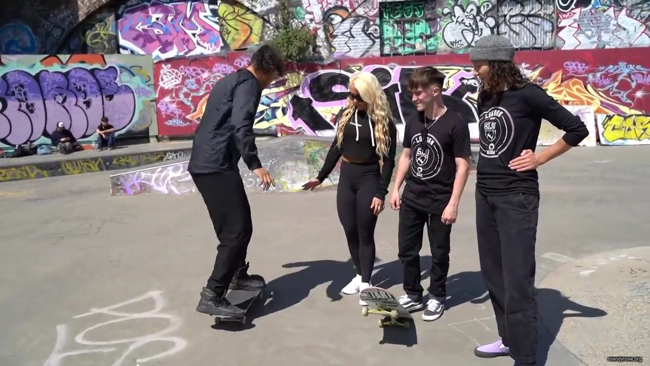 Shinsuke_Nakamura__Mandy_Rose_hit_the_skate_park_in_London_mp40079.jpg