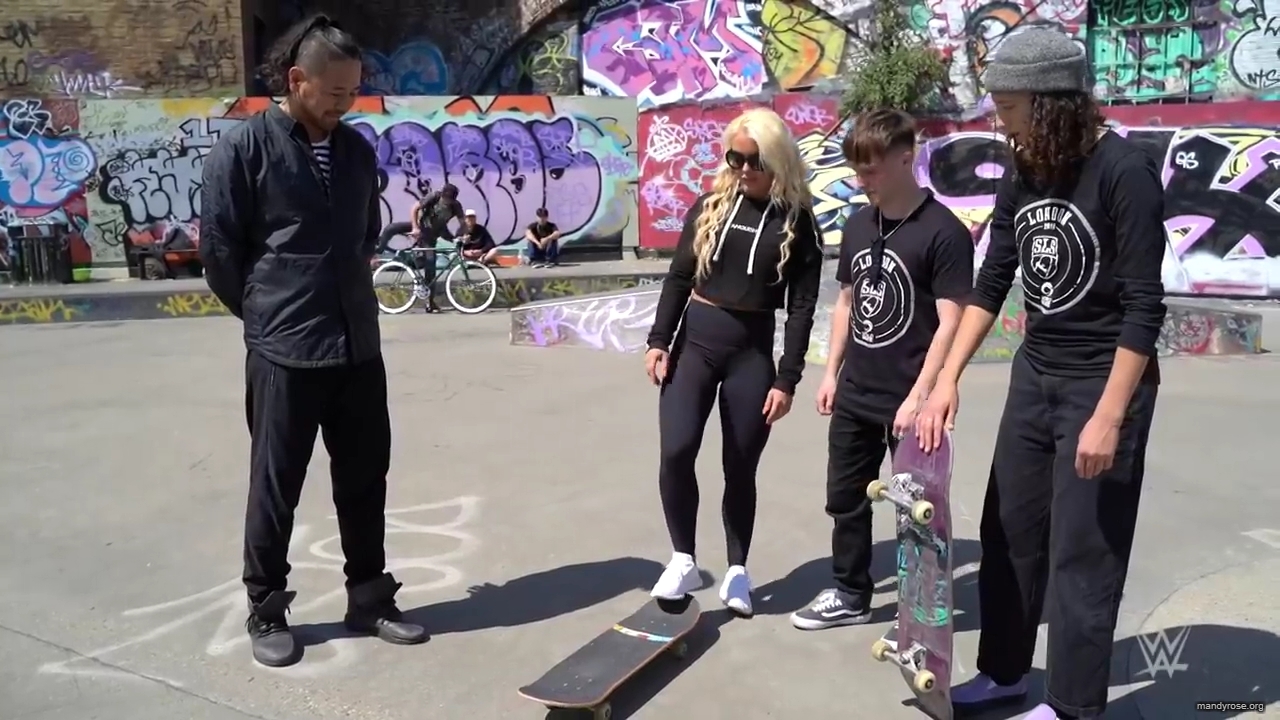 Shinsuke_Nakamura__Mandy_Rose_hit_the_skate_park_in_London_mp40086.jpg