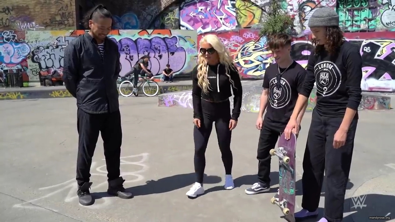 Shinsuke_Nakamura__Mandy_Rose_hit_the_skate_park_in_London_mp40087.jpg