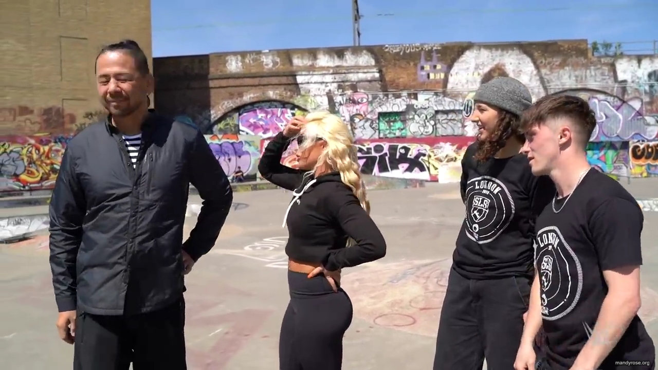Shinsuke_Nakamura__Mandy_Rose_hit_the_skate_park_in_London_mp40103.jpg