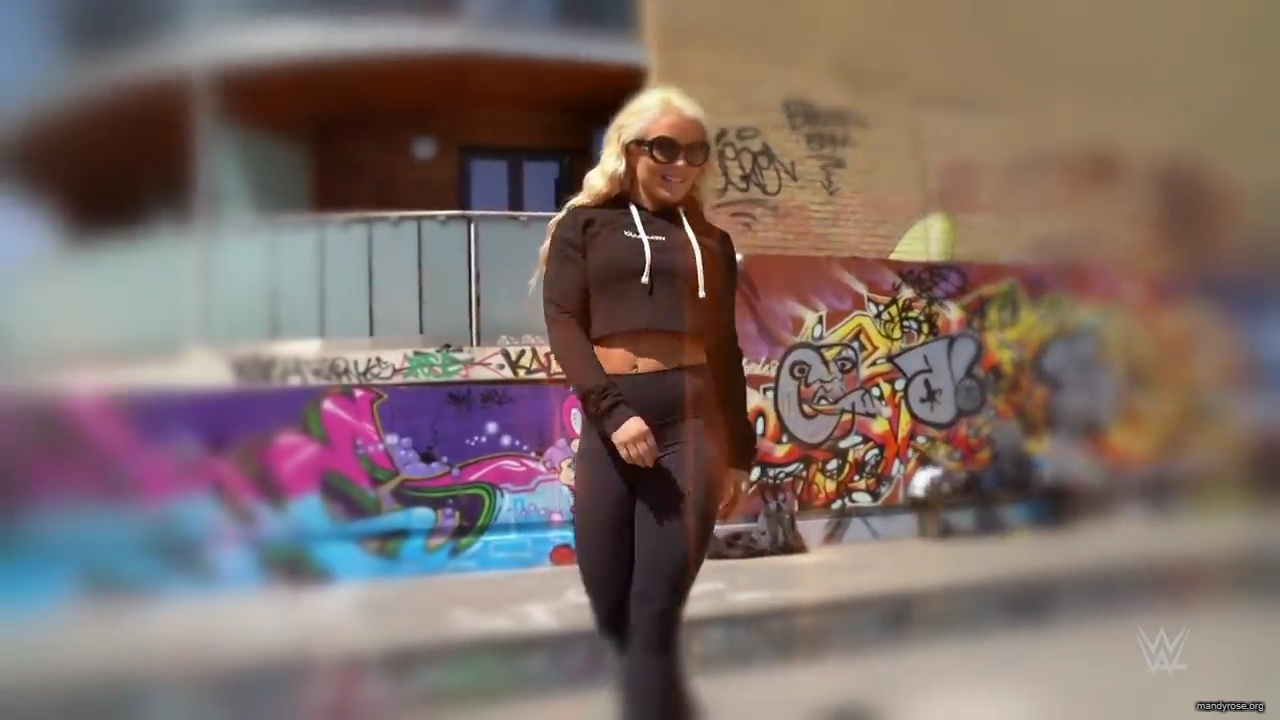 Shinsuke_Nakamura__Mandy_Rose_hit_the_skate_park_in_London_mp40114.jpg