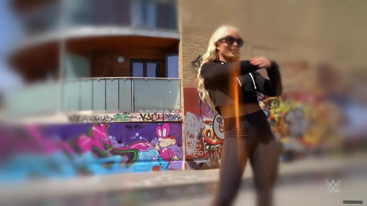 Shinsuke_Nakamura__Mandy_Rose_hit_the_skate_park_in_London_mp40116.jpg