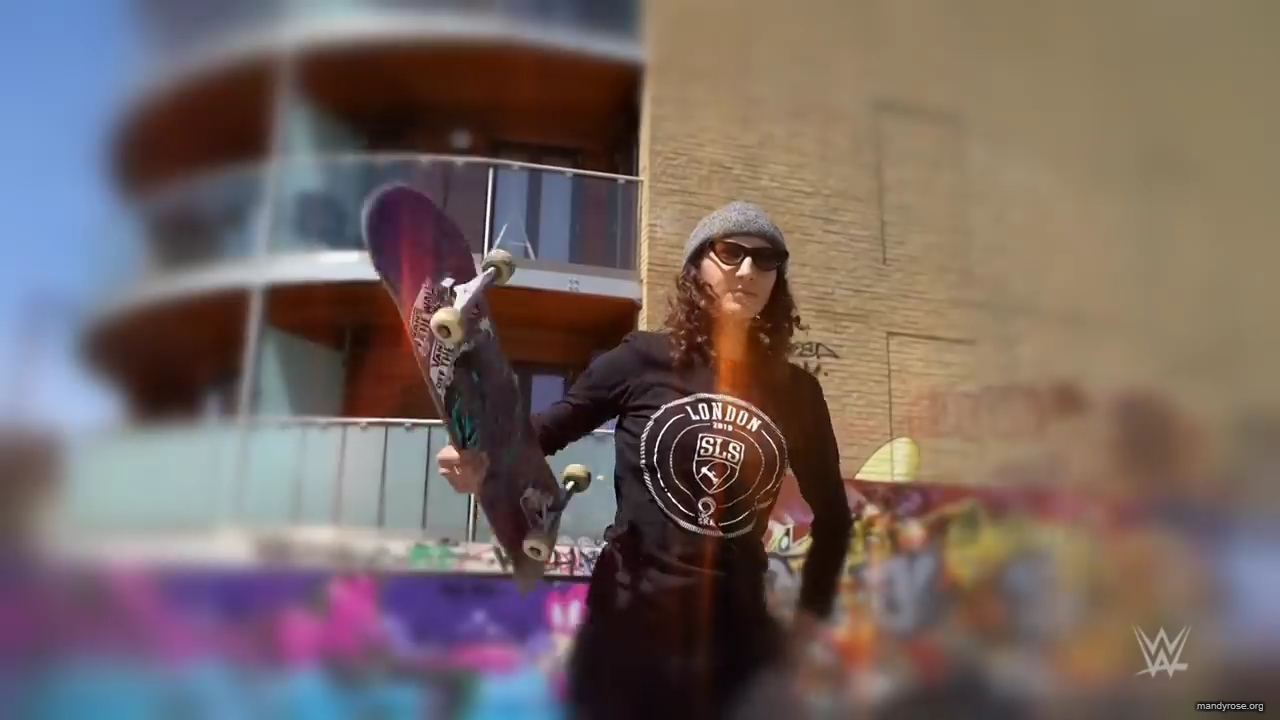 Shinsuke_Nakamura__Mandy_Rose_hit_the_skate_park_in_London_mp40129.jpg