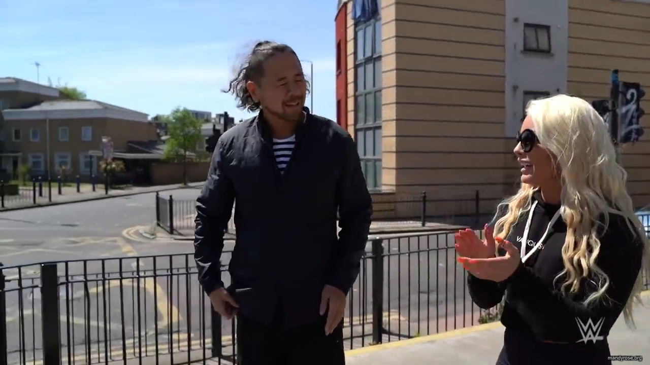 Shinsuke_Nakamura__Mandy_Rose_hit_the_skate_park_in_London_mp40138.jpg