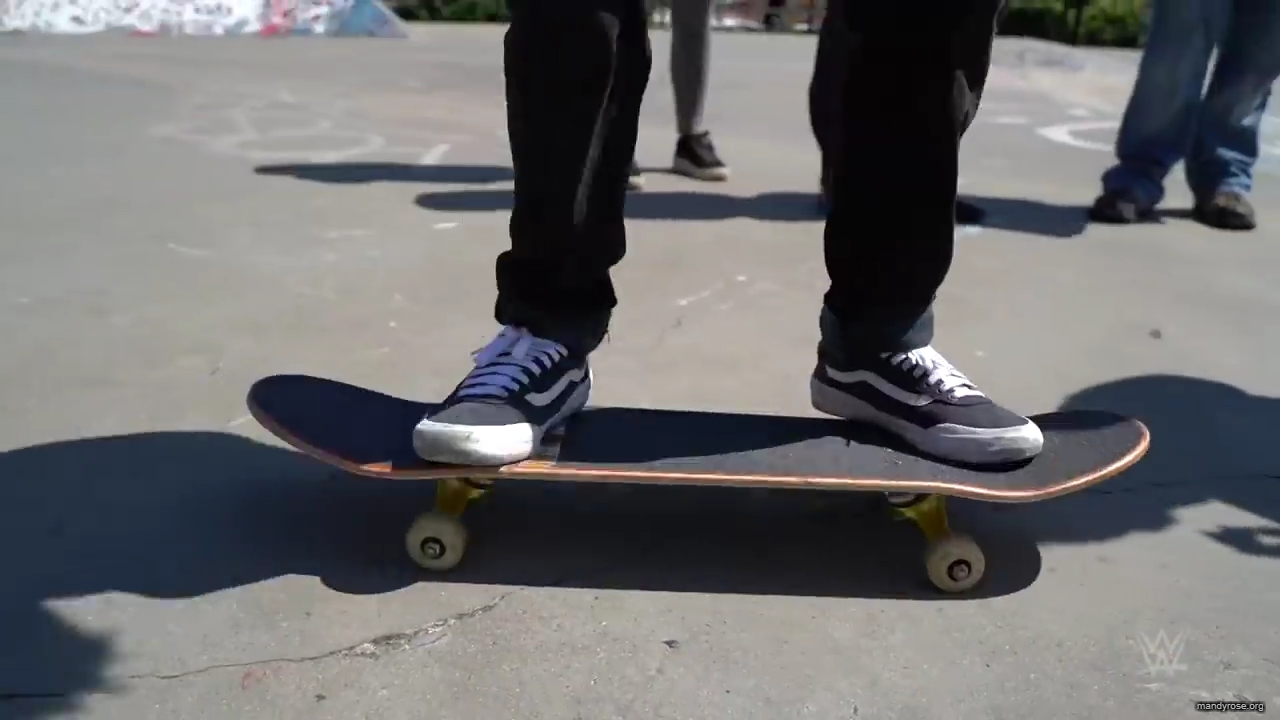 Shinsuke_Nakamura__Mandy_Rose_hit_the_skate_park_in_London_mp40145.jpg