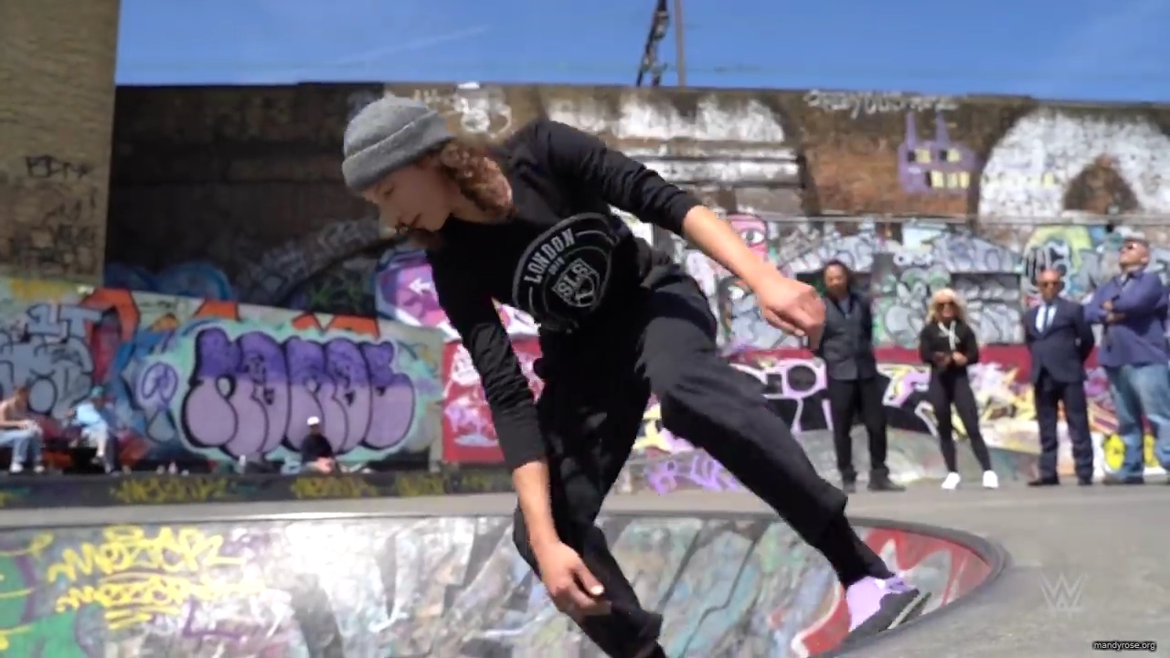Shinsuke_Nakamura__Mandy_Rose_hit_the_skate_park_in_London_mp40150.jpg