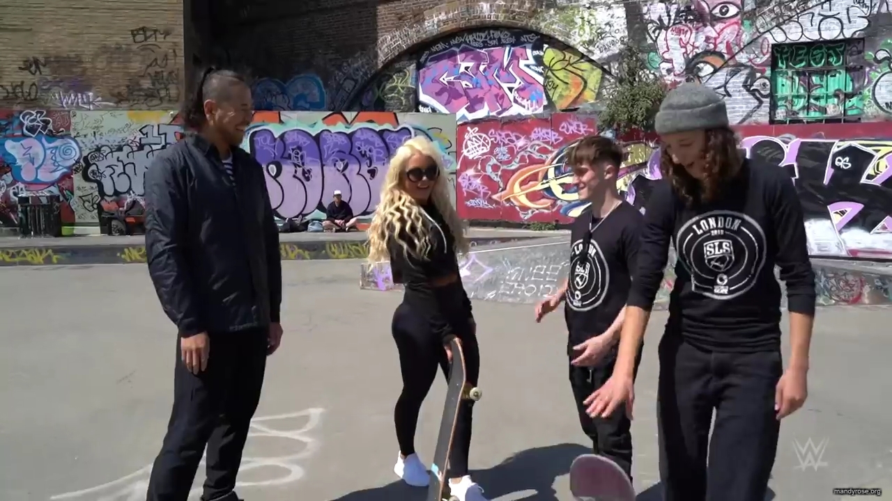 Shinsuke_Nakamura__Mandy_Rose_hit_the_skate_park_in_London_mp40153.jpg
