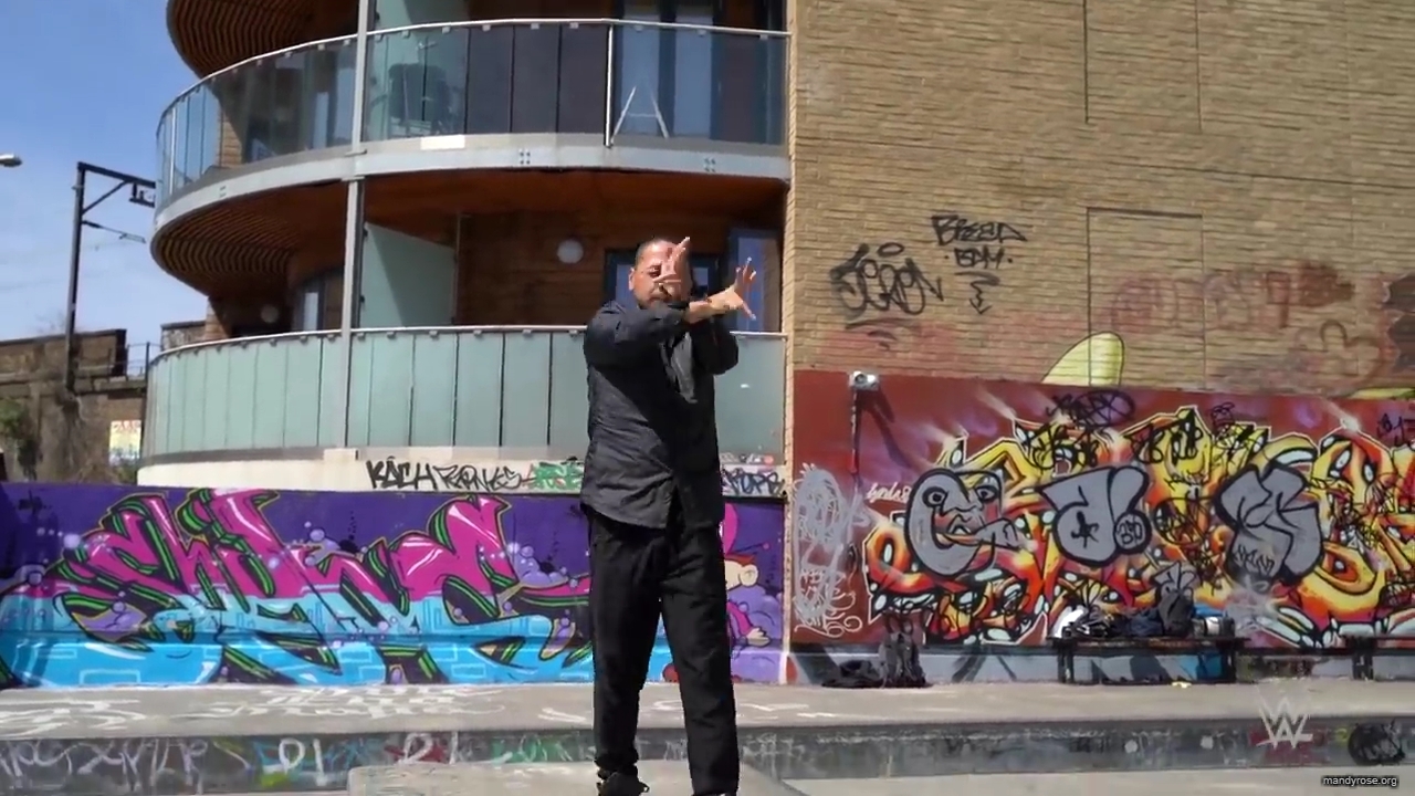 Shinsuke_Nakamura__Mandy_Rose_hit_the_skate_park_in_London_mp40161.jpg