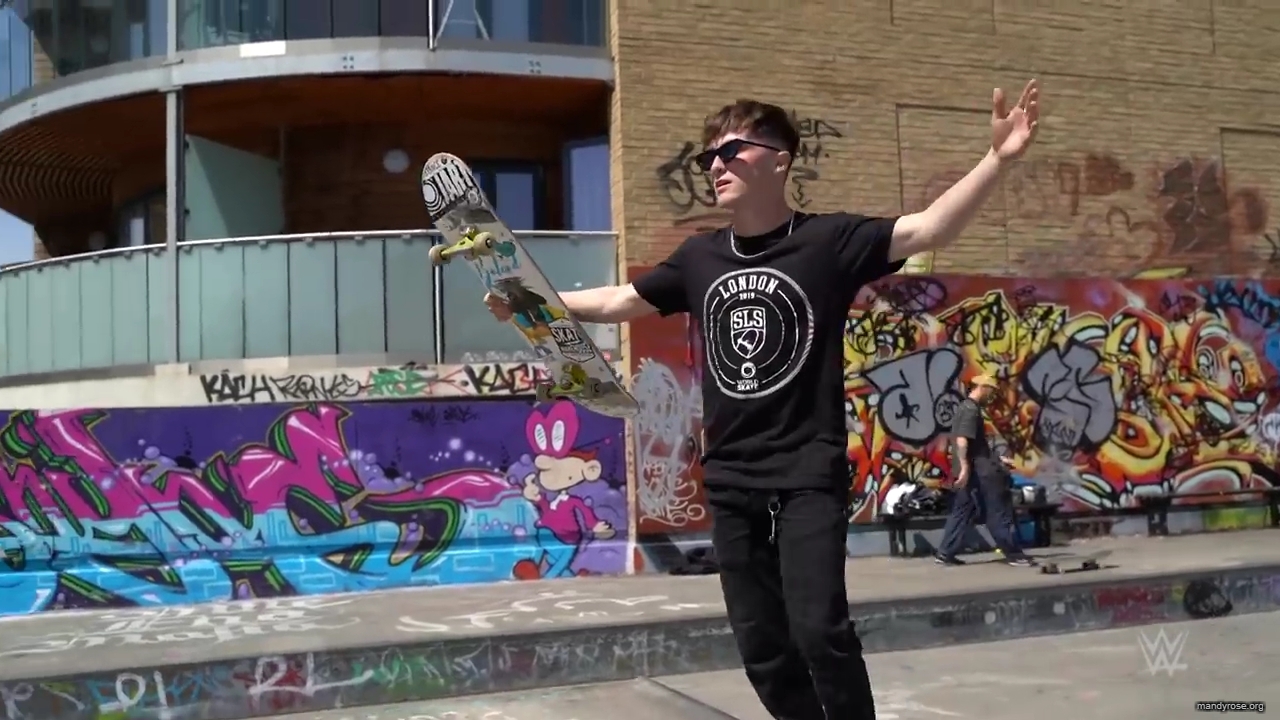 Shinsuke_Nakamura__Mandy_Rose_hit_the_skate_park_in_London_mp40170.jpg