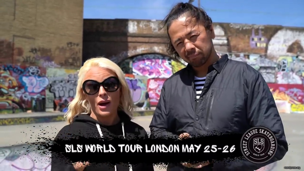 Shinsuke_Nakamura__Mandy_Rose_hit_the_skate_park_in_London_mp40207.jpg