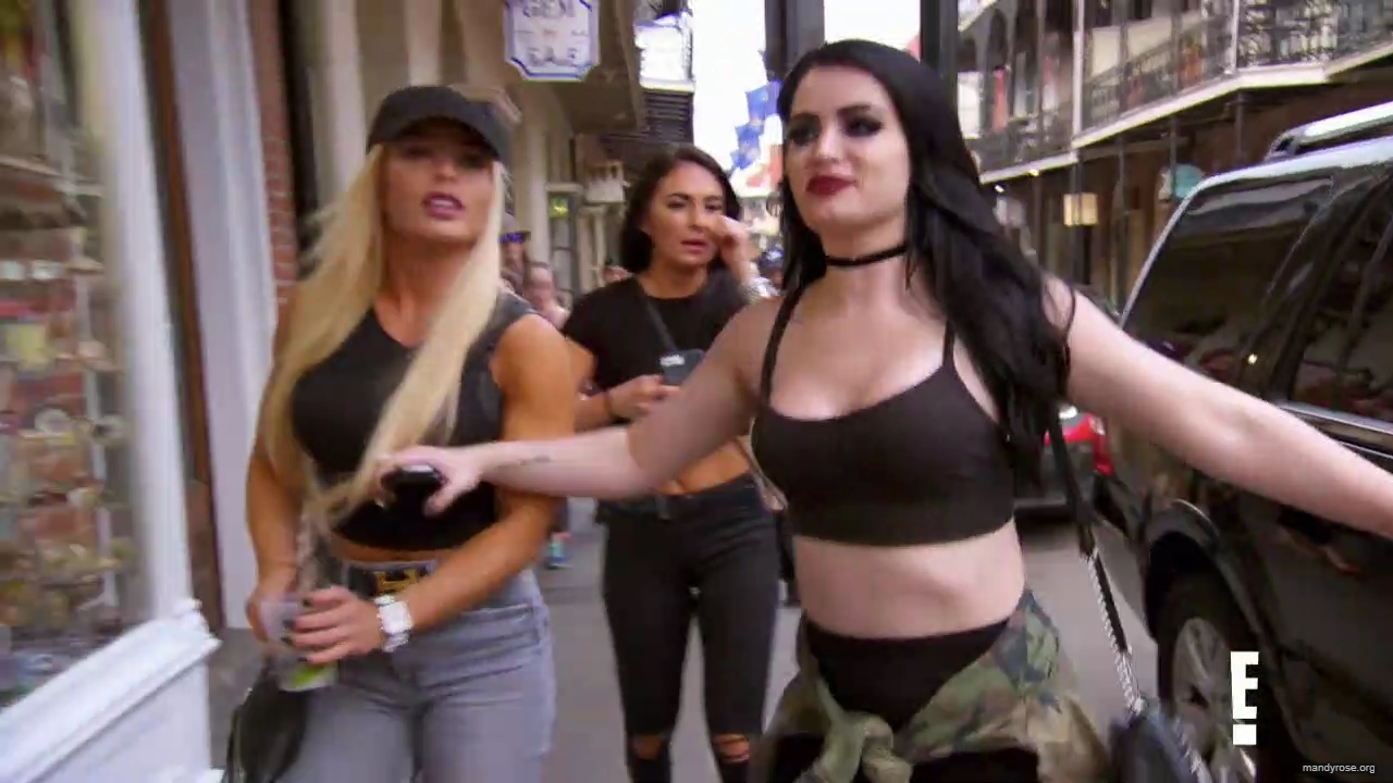 TotalDivas_mp40140.jpg