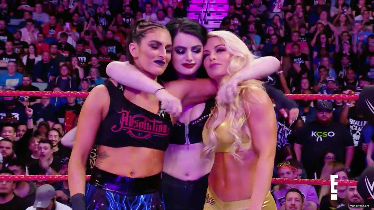 TotalDivas_mp40322.jpg