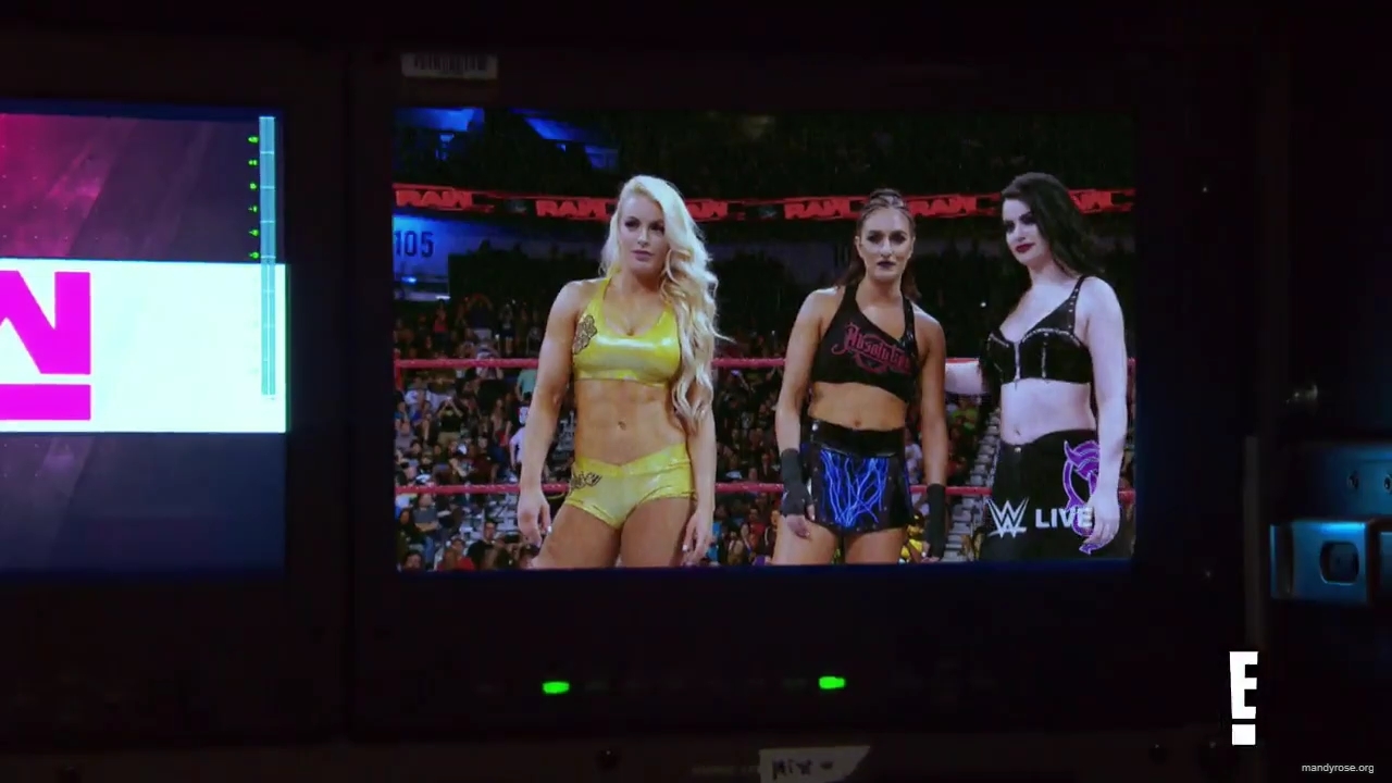 TotalDivas_mp40327.jpg