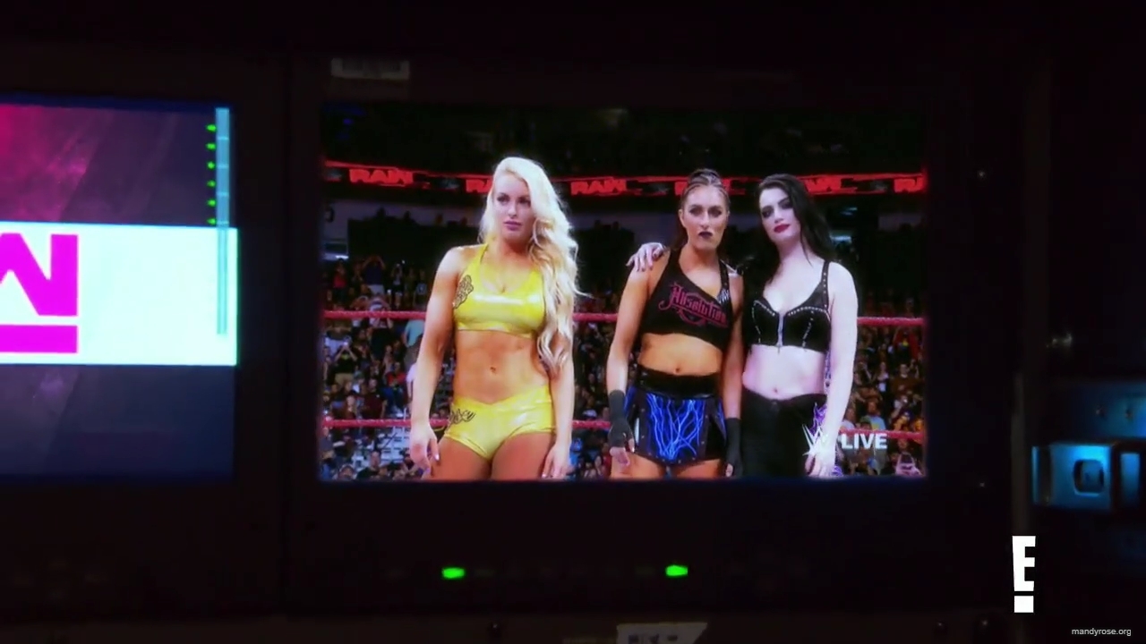 TotalDivas_mp40328.jpg