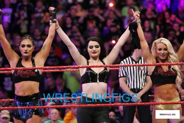 WWE-RAW-New-Orleans-4-9-18-214.jpg