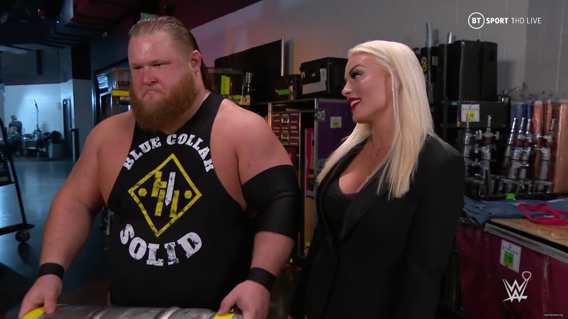 WWE_2020_01_03_Friday_Night_SmackDown_1080p_HDTV_x264-ACES_mkv0004.jpg
