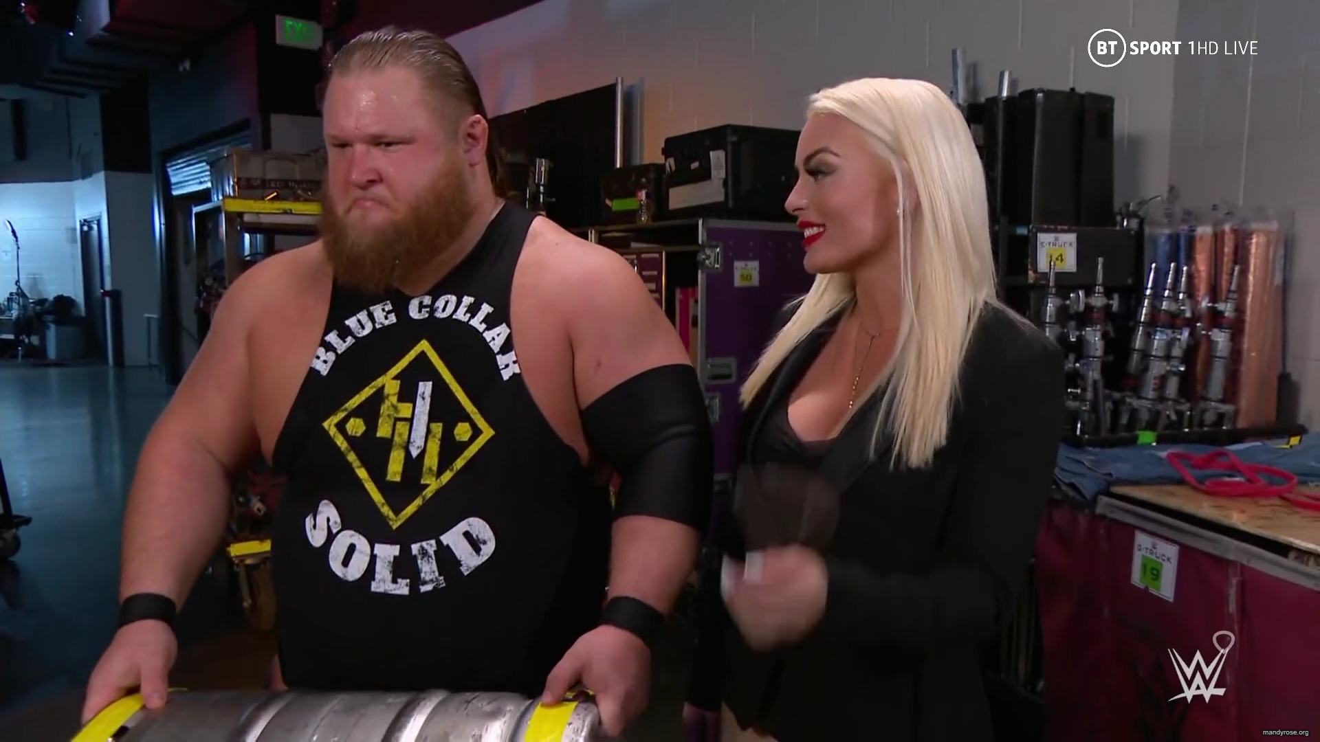 WWE_2020_01_03_Friday_Night_SmackDown_1080p_HDTV_x264-ACES_mkv0005.jpg