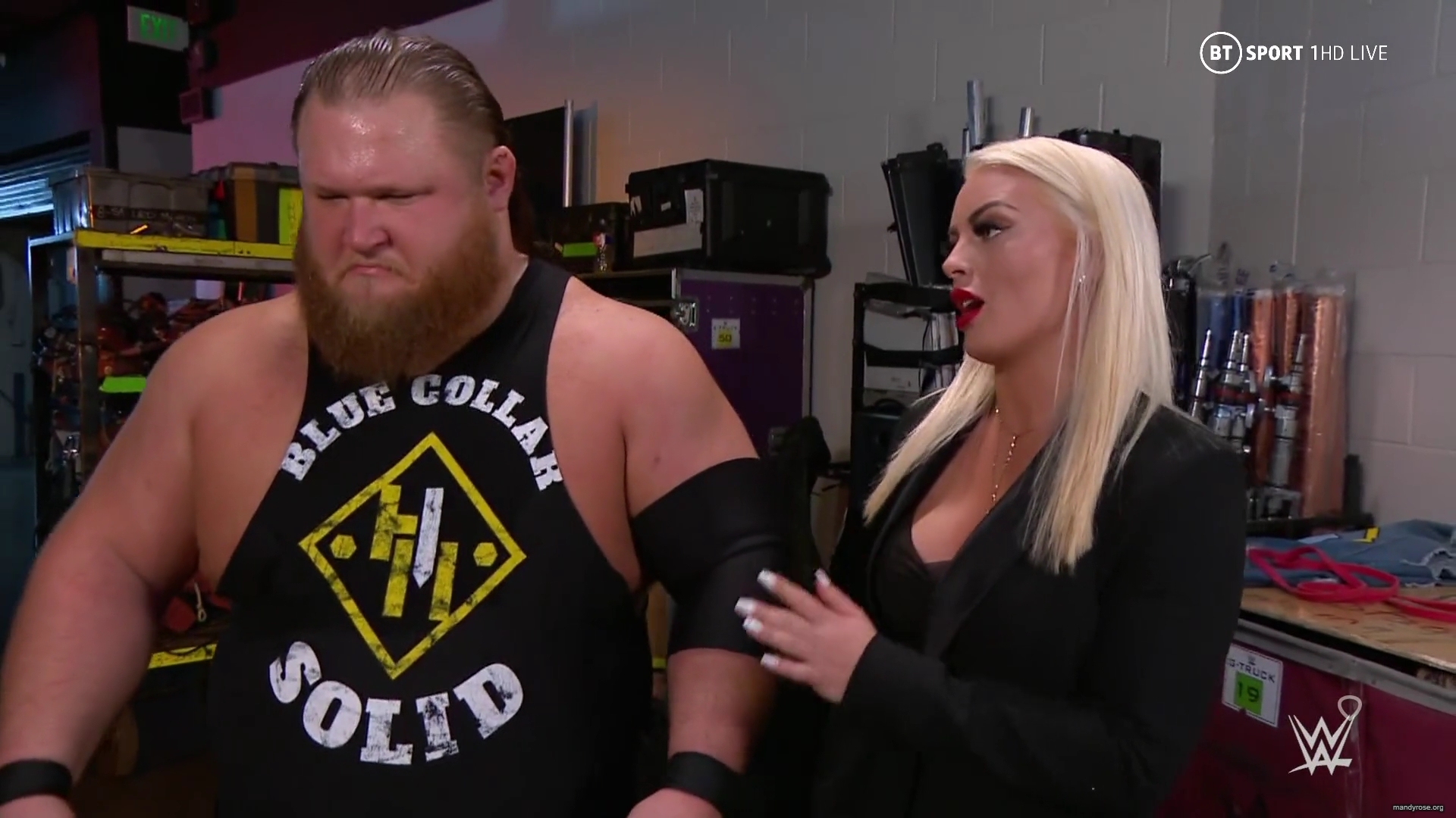 WWE_2020_01_03_Friday_Night_SmackDown_1080p_HDTV_x264-ACES_mkv0040.jpg