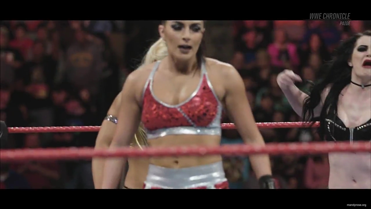 WWE_Chronicle_S01E05_Paige_720p_mp40052.jpg