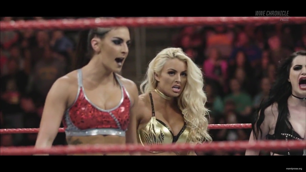 WWE_Chronicle_S01E05_Paige_720p_mp40054.jpg