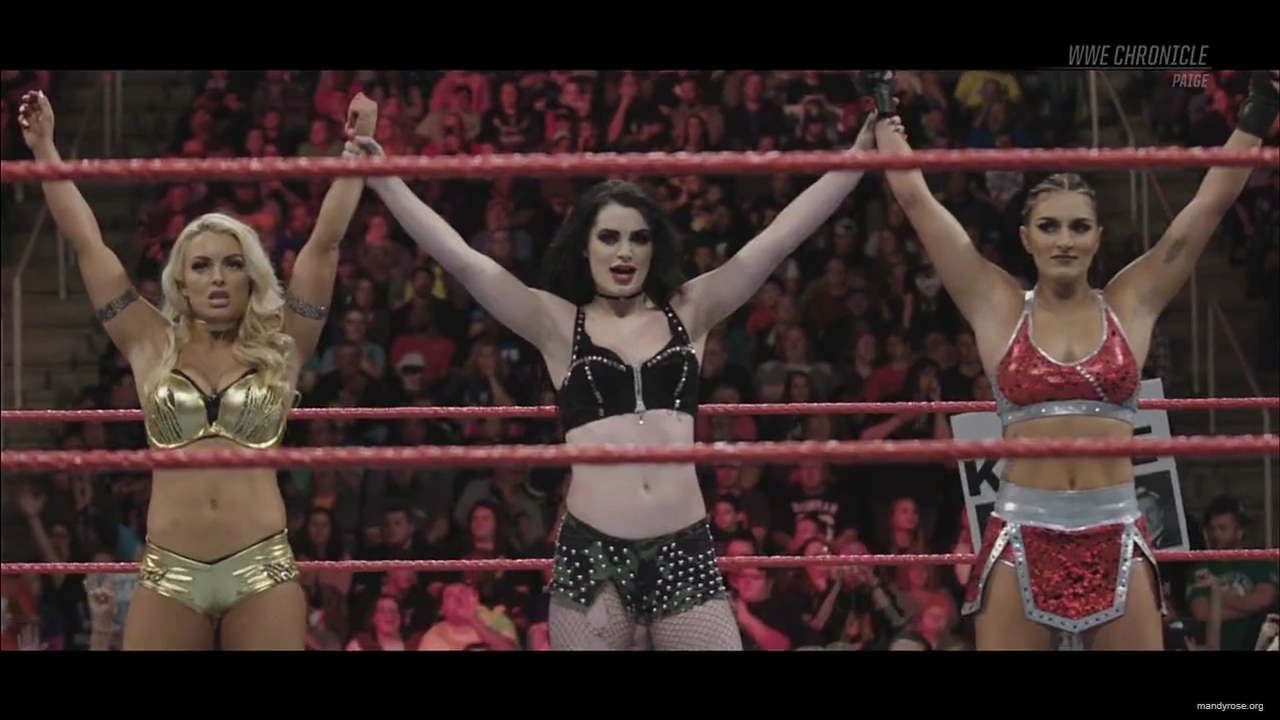 WWE_Chronicle_S01E05_Paige_720p_mp40069.jpg