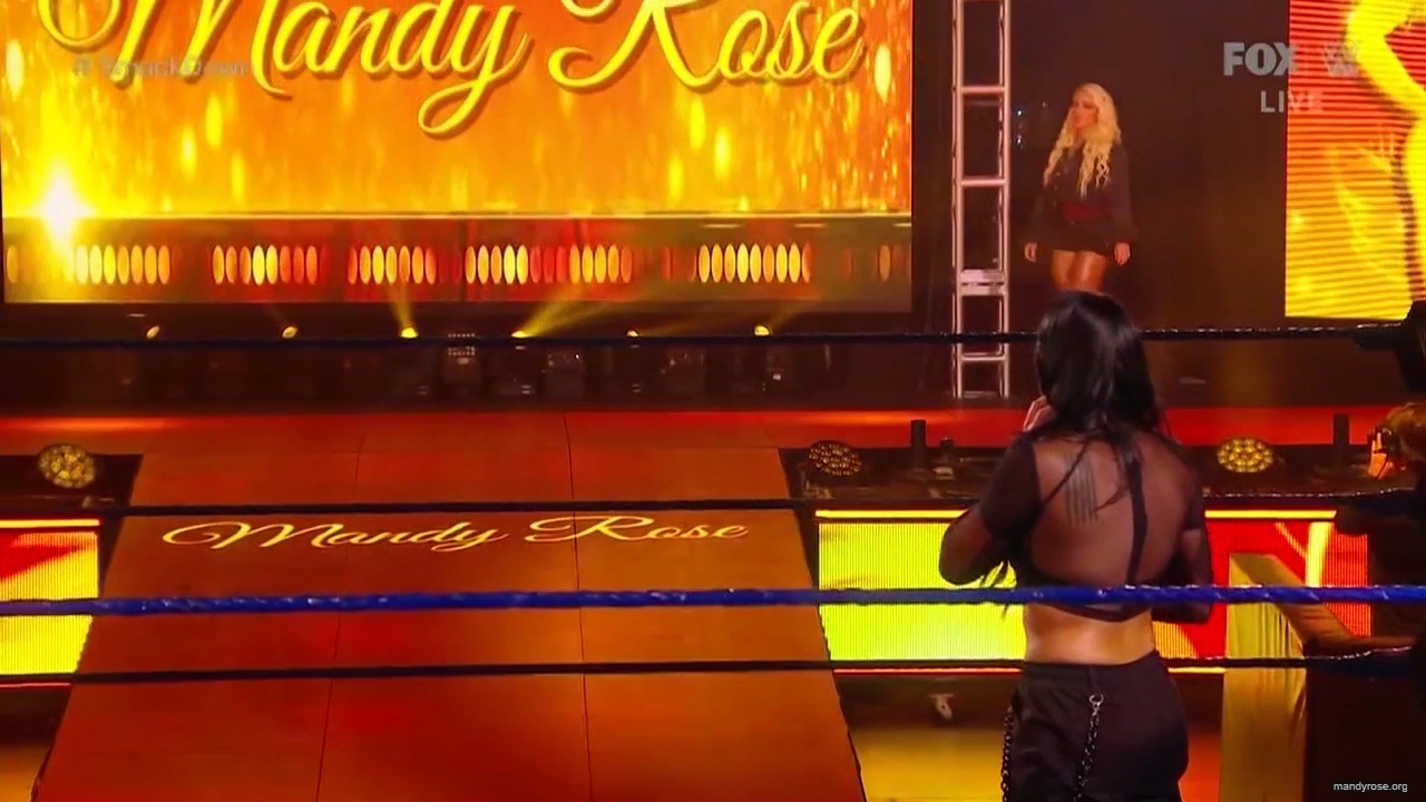WWE_Friday_Night_SmackDown_2020_04_17_720p_HDTV_x264-NWCHD_mp40003.jpg