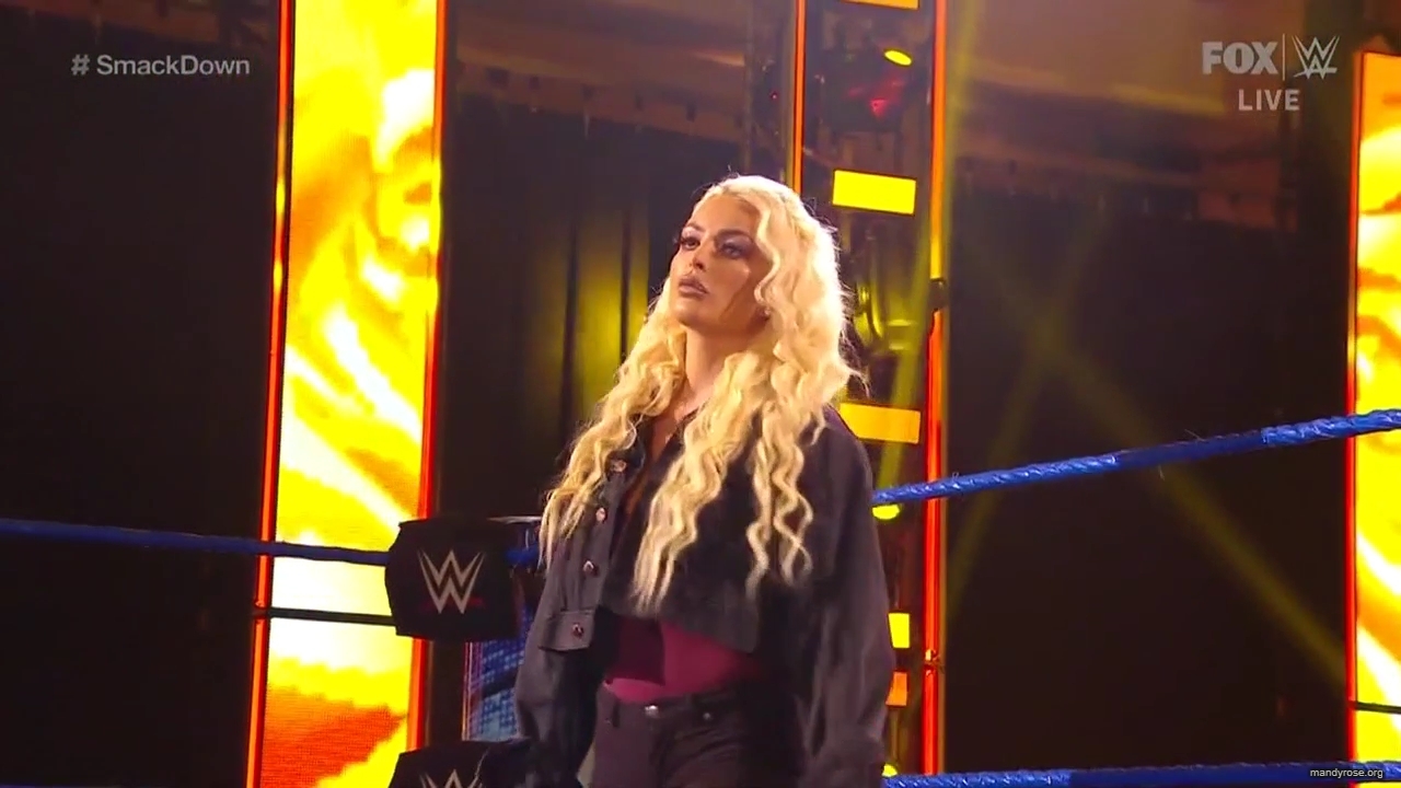WWE_Friday_Night_SmackDown_2020_04_17_720p_HDTV_x264-NWCHD_mp40028.jpg