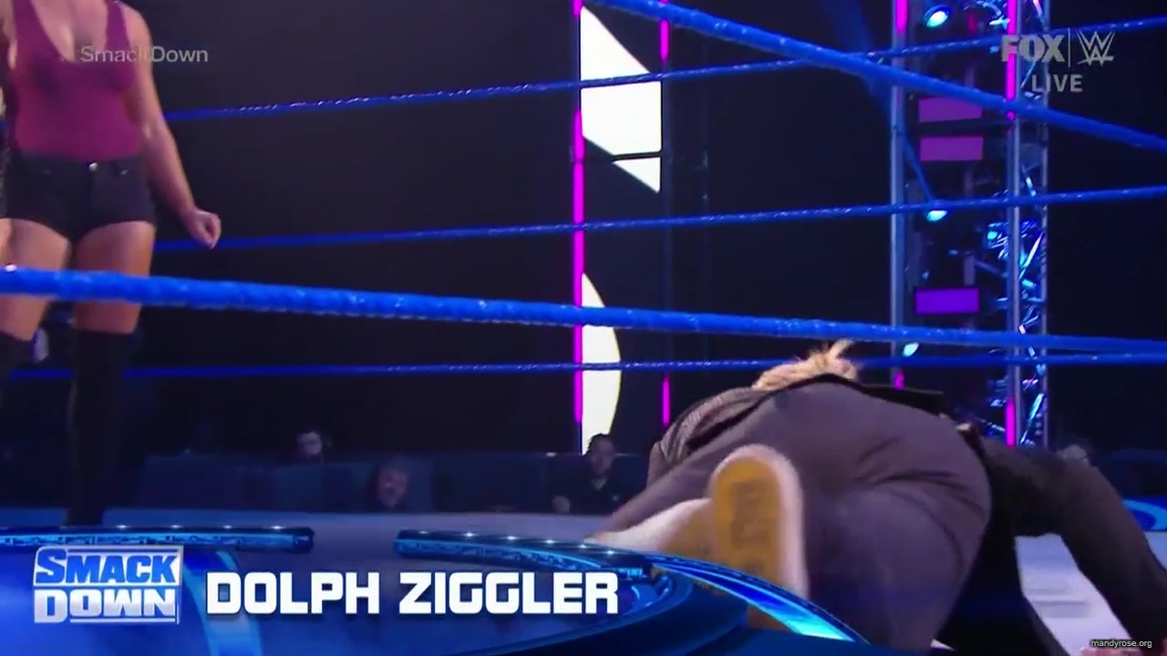 WWE_Friday_Night_SmackDown_2020_04_17_720p_HDTV_x264-NWCHD_mp40298.jpg