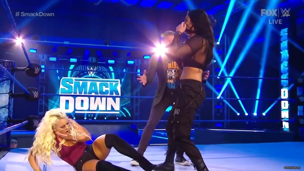 WWE_Friday_Night_SmackDown_2020_04_17_720p_HDTV_x264-NWCHD_mp40358.jpg