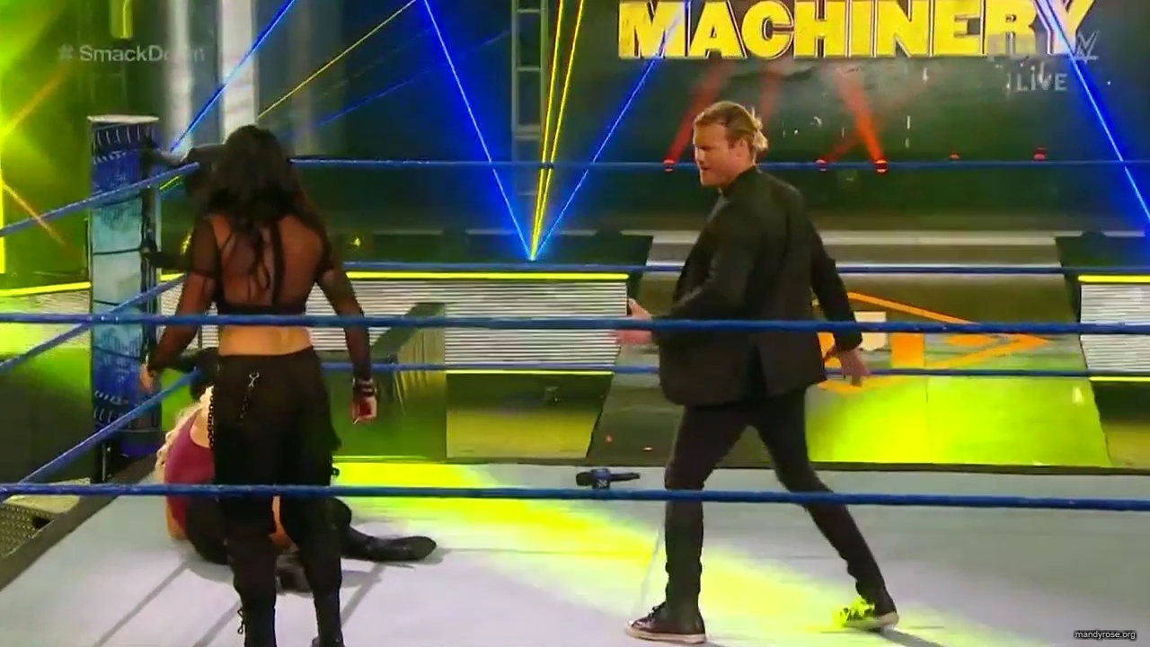 WWE_Friday_Night_SmackDown_2020_04_17_720p_HDTV_x264-NWCHD_mp40367.jpg
