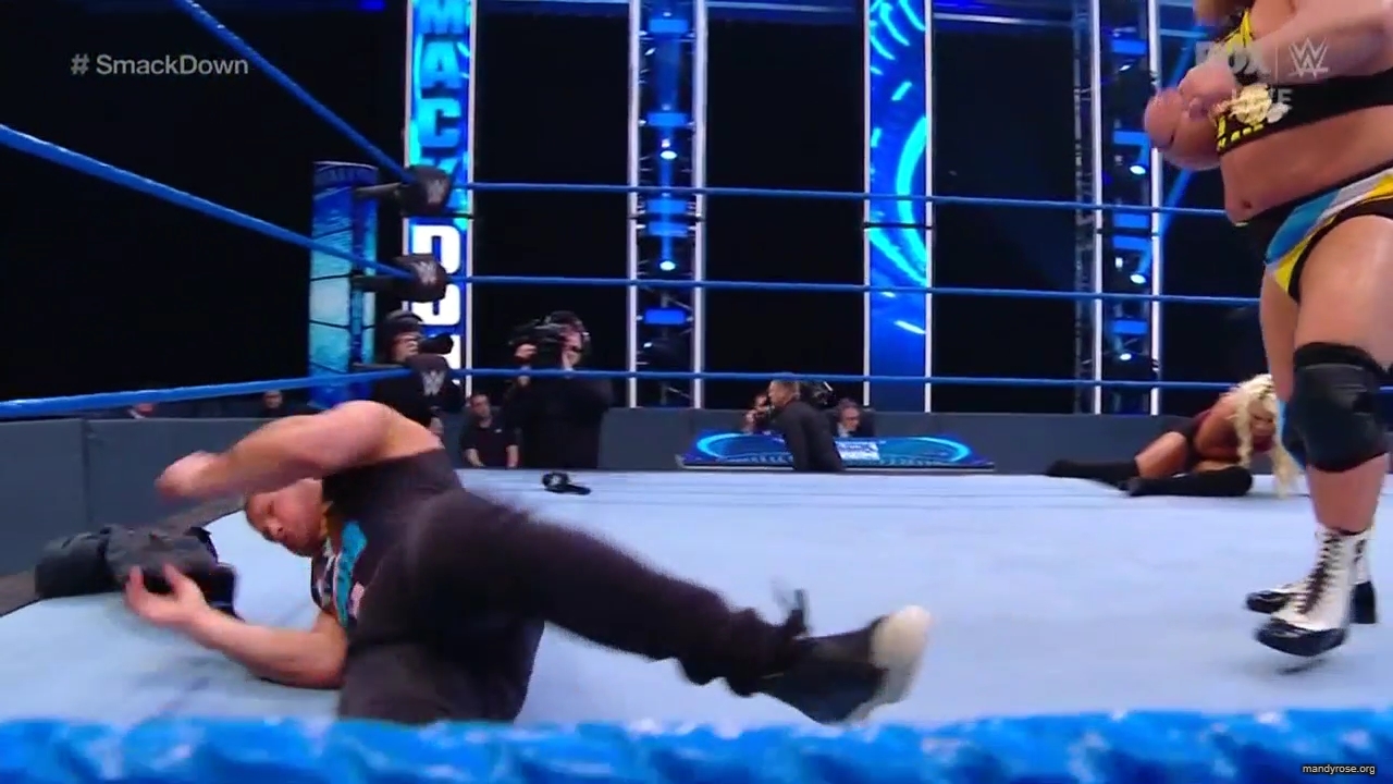 WWE_Friday_Night_SmackDown_2020_04_17_720p_HDTV_x264-NWCHD_mp40376.jpg