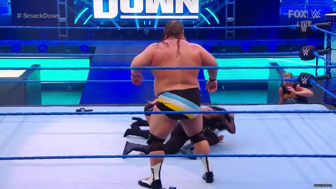 WWE_Friday_Night_SmackDown_2020_04_17_720p_HDTV_x264-NWCHD_mp40387.jpg