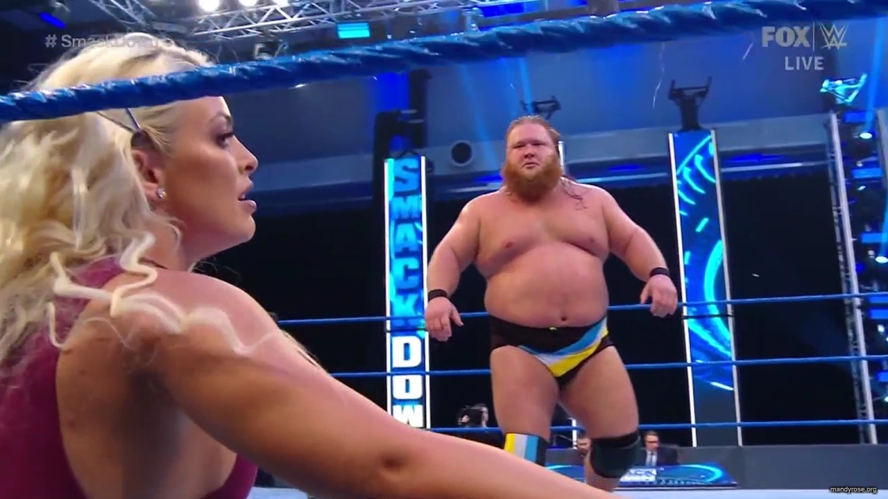 WWE_Friday_Night_SmackDown_2020_04_17_720p_HDTV_x264-NWCHD_mp40395.jpg