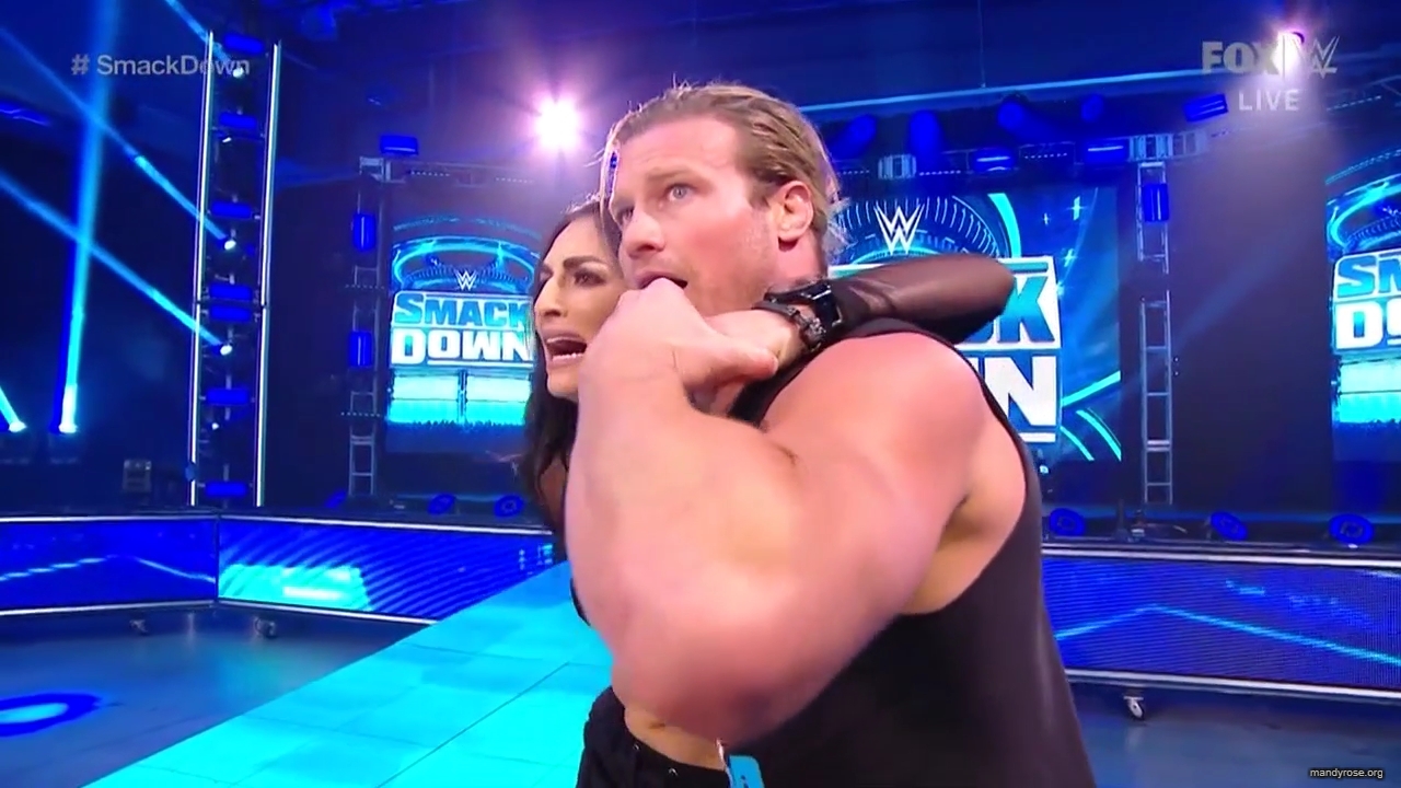 WWE_Friday_Night_SmackDown_2020_04_17_720p_HDTV_x264-NWCHD_mp40404.jpg