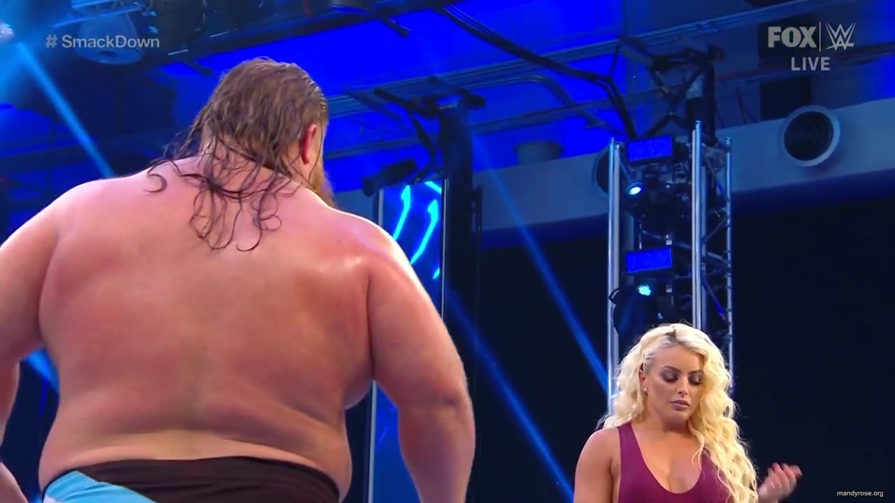 WWE_Friday_Night_SmackDown_2020_04_17_720p_HDTV_x264-NWCHD_mp40410.jpg