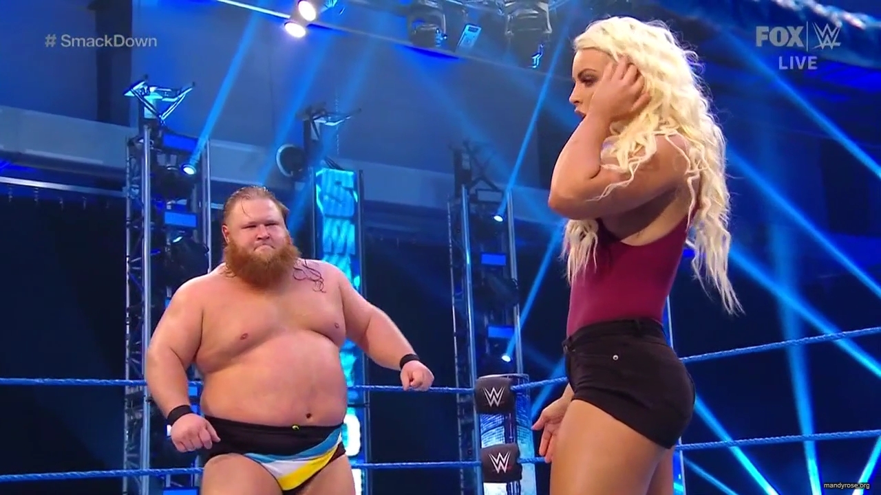 WWE_Friday_Night_SmackDown_2020_04_17_720p_HDTV_x264-NWCHD_mp40411.jpg