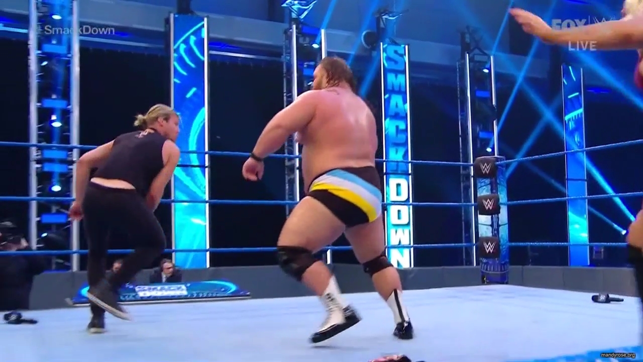 WWE_Friday_Night_SmackDown_2020_04_17_720p_HDTV_x264-NWCHD_mp40424.jpg