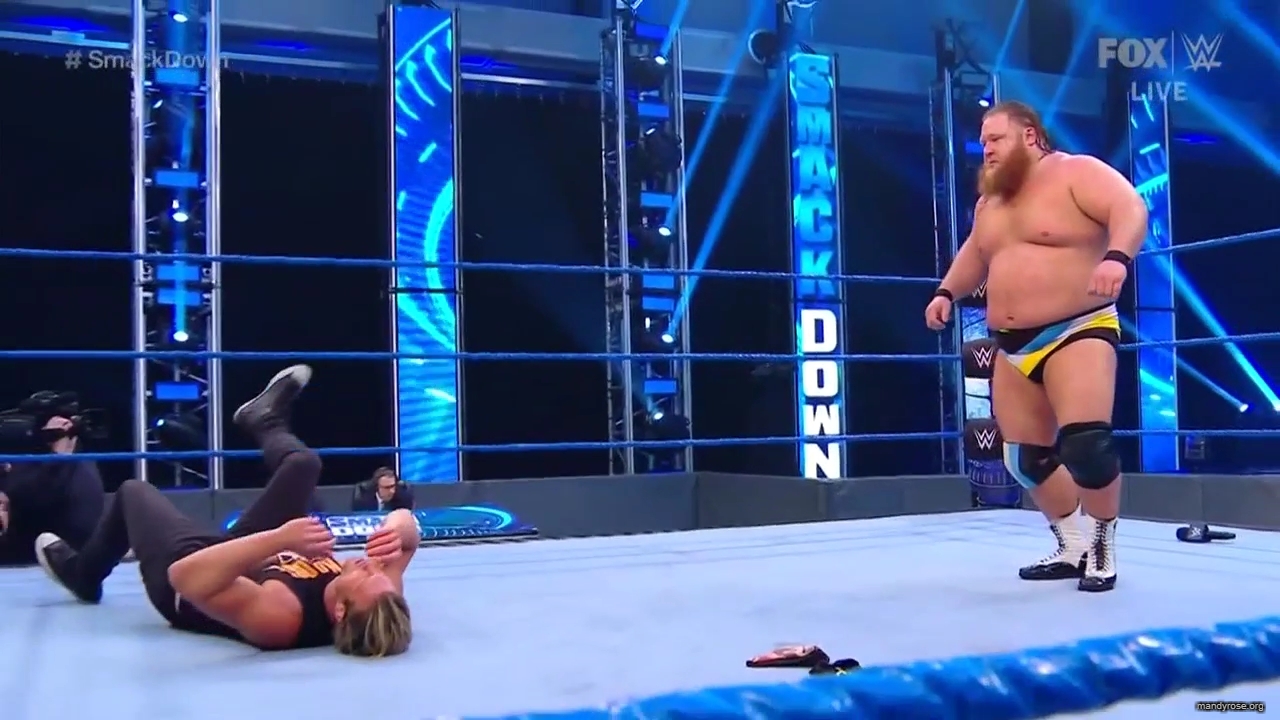 WWE_Friday_Night_SmackDown_2020_04_17_720p_HDTV_x264-NWCHD_mp40429.jpg